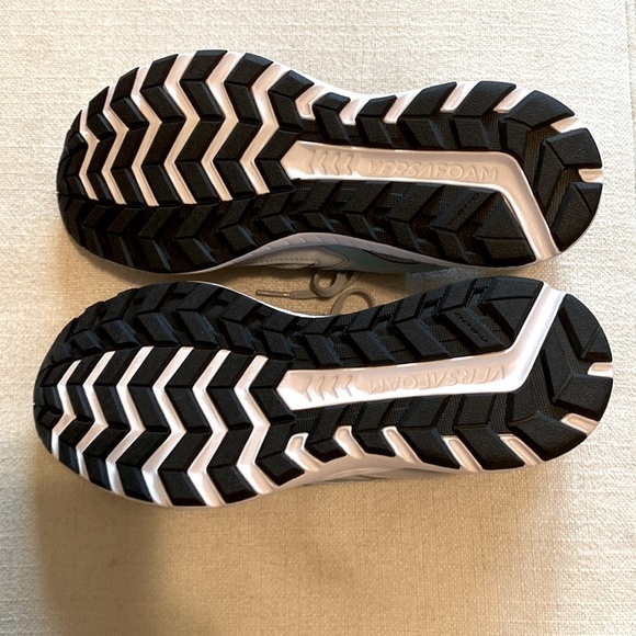 NWOB Saucony Cohesion 13 Versafoam Running Sneakers Size 12 - Picture 11 of 15